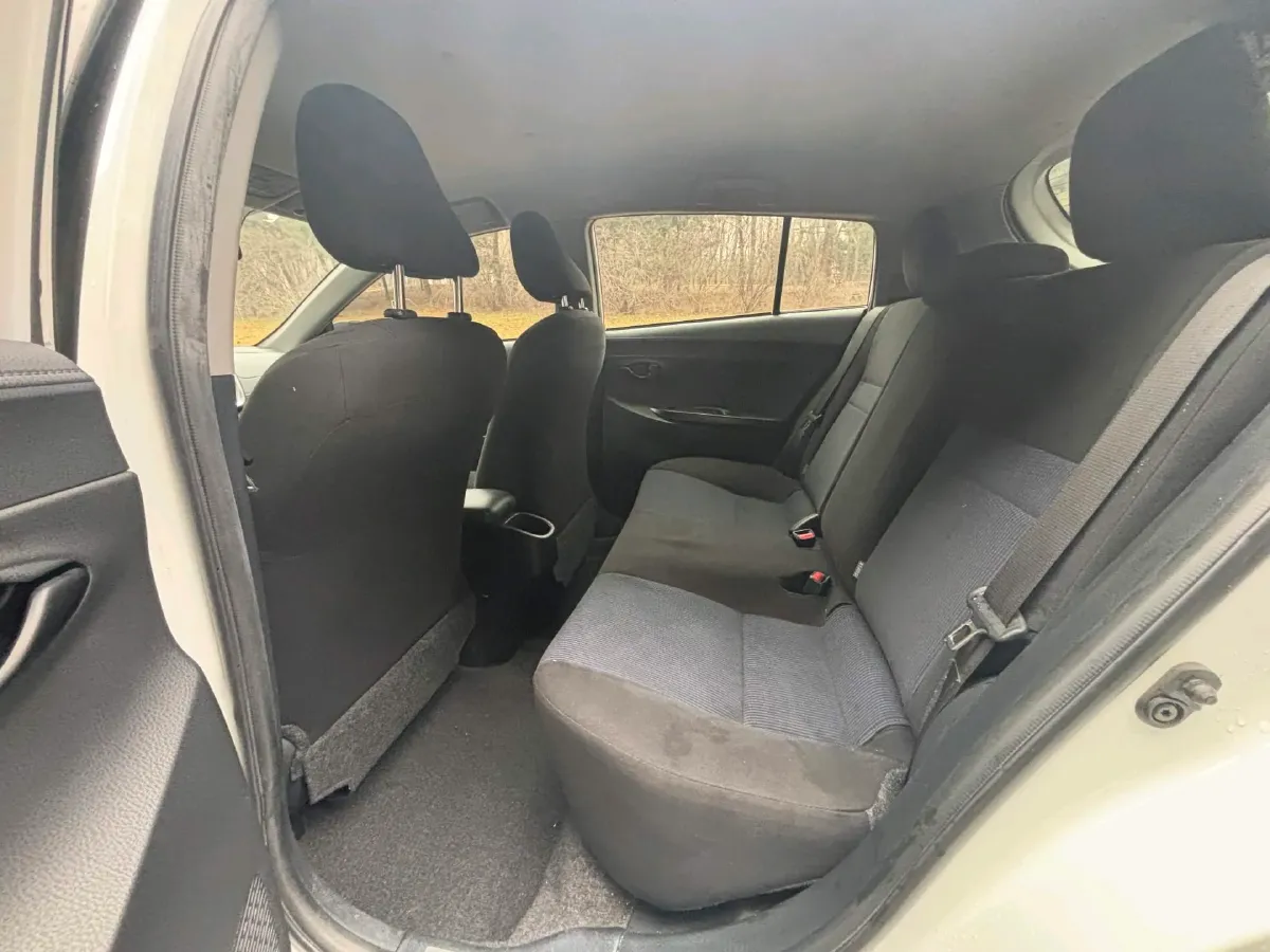 2017 Toyota Yaris L 1.5L 107HP L4 CVT,autocango,china used car exporter,china ev exporter,chinese used car exporter,chinese used ev exporter