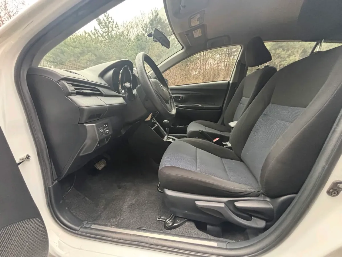 2017 Toyota Yaris L 1.5L 107HP L4 CVT,autocango,china used car exporter,china ev exporter,chinese used car exporter,chinese used ev exporter