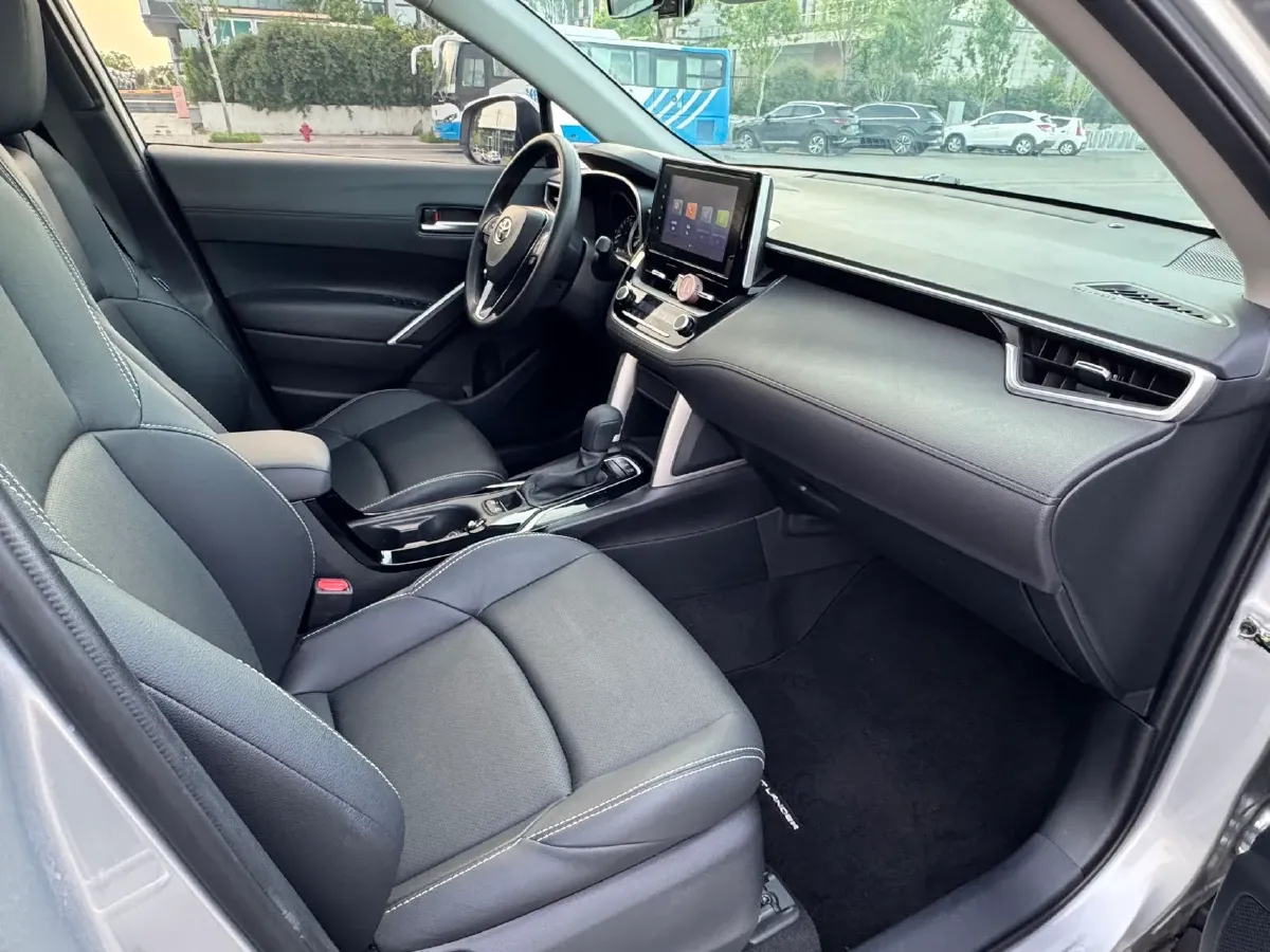 2022 Toyota Frontlander 2.0L 171HP L4 CVT,autocango,china used car exporter,china ev exporter,chinese used car exporter,chinese used ev exporter