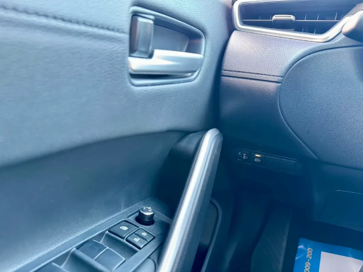 2022 Toyota Frontlander 2.0L 171HP L4 CVT,autocango,china used car exporter,china ev exporter,chinese used car exporter,chinese used ev exporter