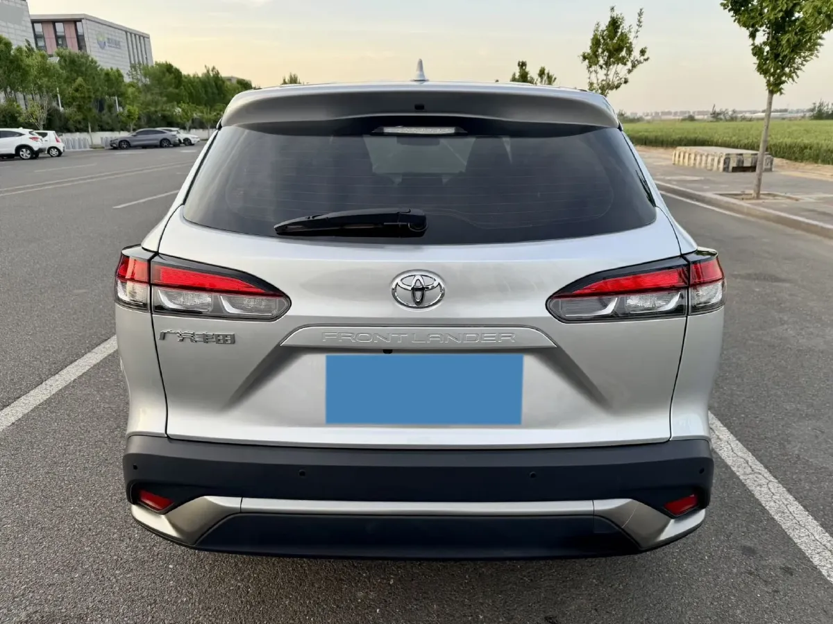 2022 Toyota Frontlander 2.0L 171HP L4 CVT,autocango,china used car exporter,china ev exporter,chinese used car exporter,chinese used ev exporter