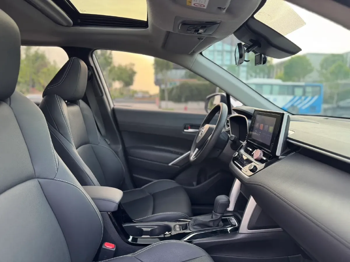 2022 Toyota Frontlander 2.0L 171HP L4 CVT,autocango,china used car exporter,china ev exporter,chinese used car exporter,chinese used ev exporter