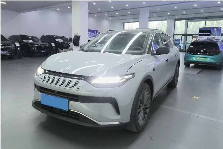 2024 Leapmotor C11 1.5L 95HP L4 REEV 43.74KWH,autocango,china used car exporter,china ev exporter,chinese used car exporter,chinese used ev exporter