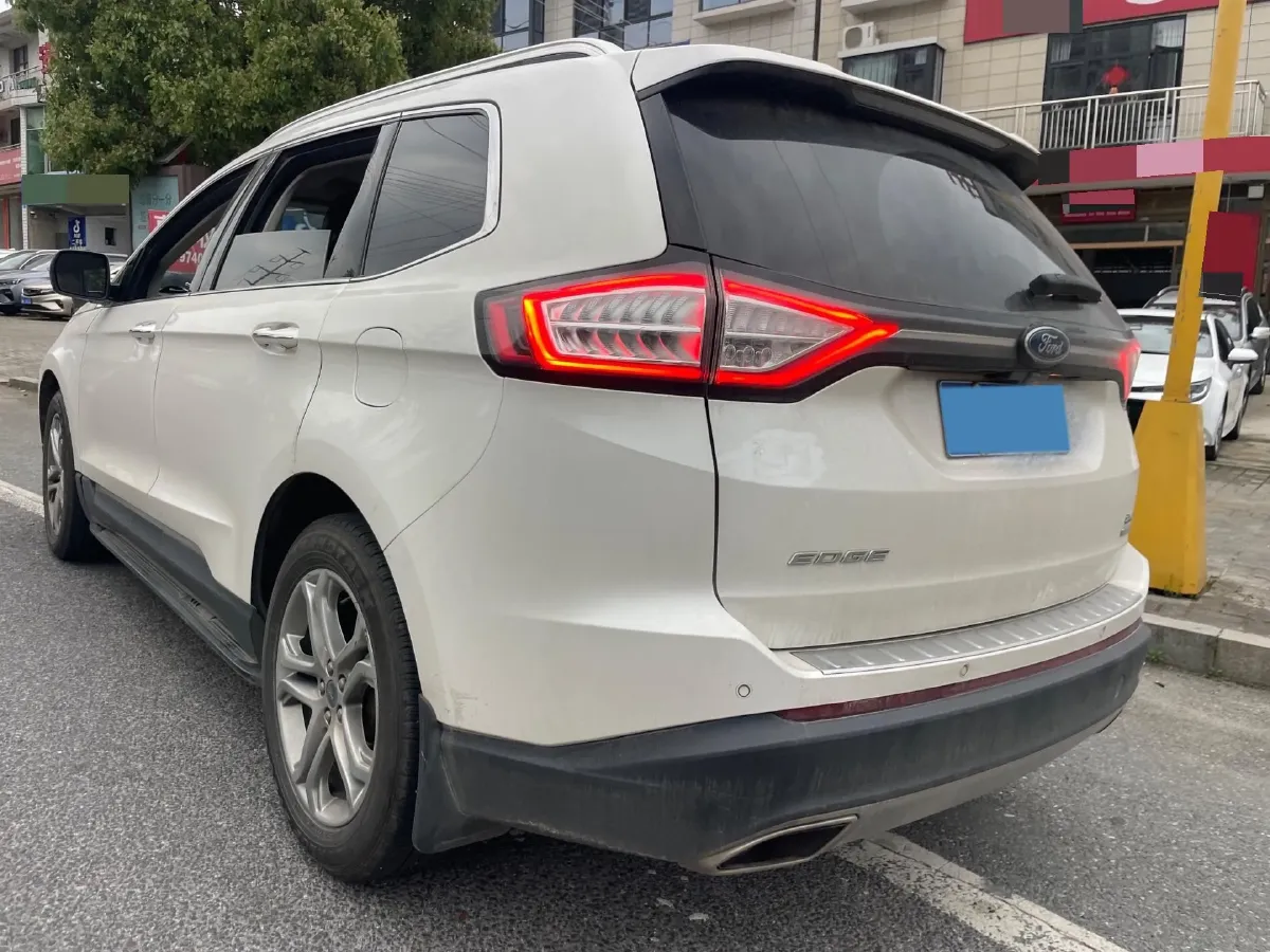 2018 Ford Edge 2.0T 245HP L4 6AT,autocango,china used car exporter,china ev exporter,chinese used car exporter,chinese used ev exporter