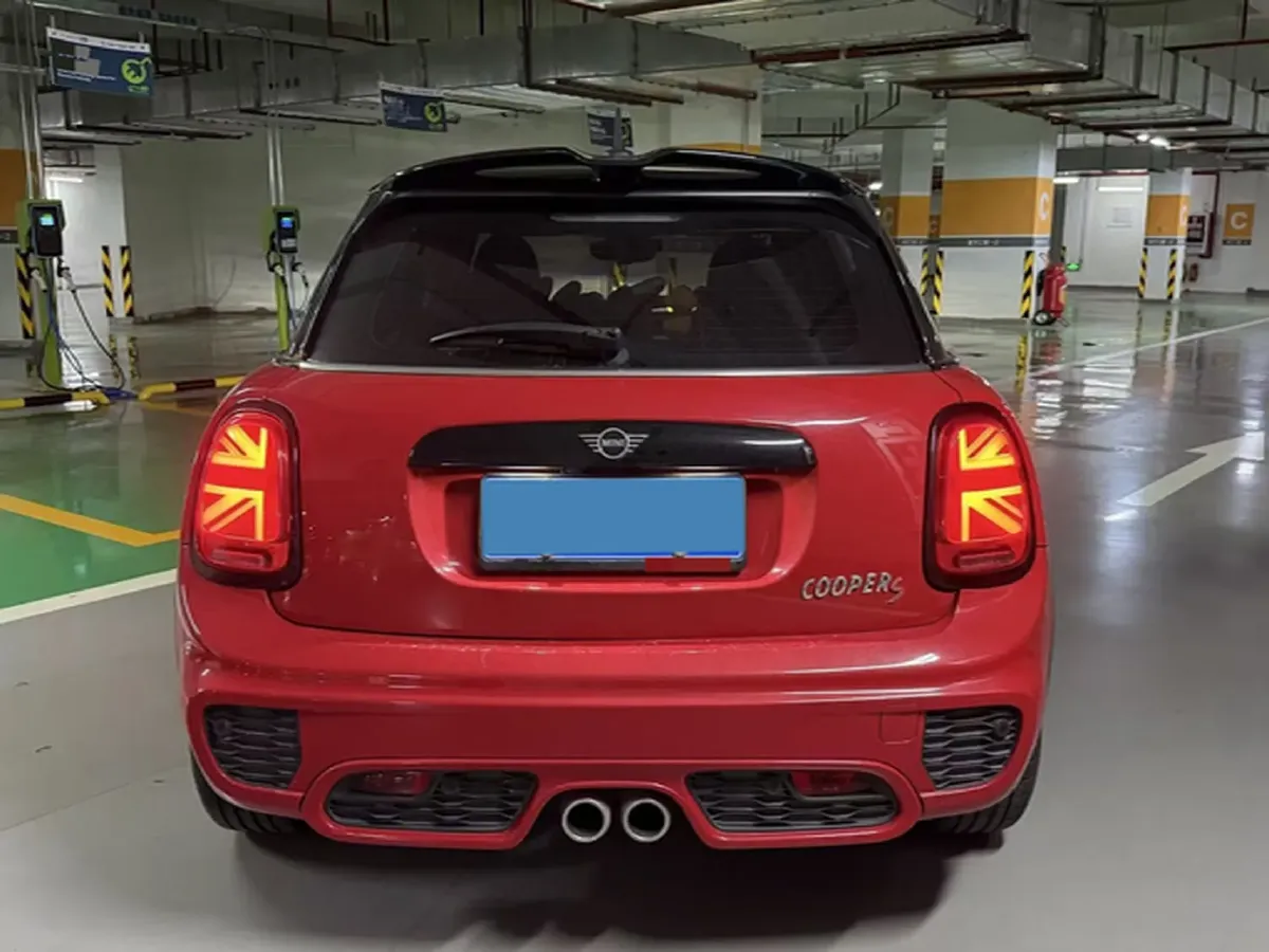 2019 MINI MINI 2.0T 192HP L4 7DCT,autocango,china used car exporter,china ev exporter,chinese used car exporter,chinese used ev exporter