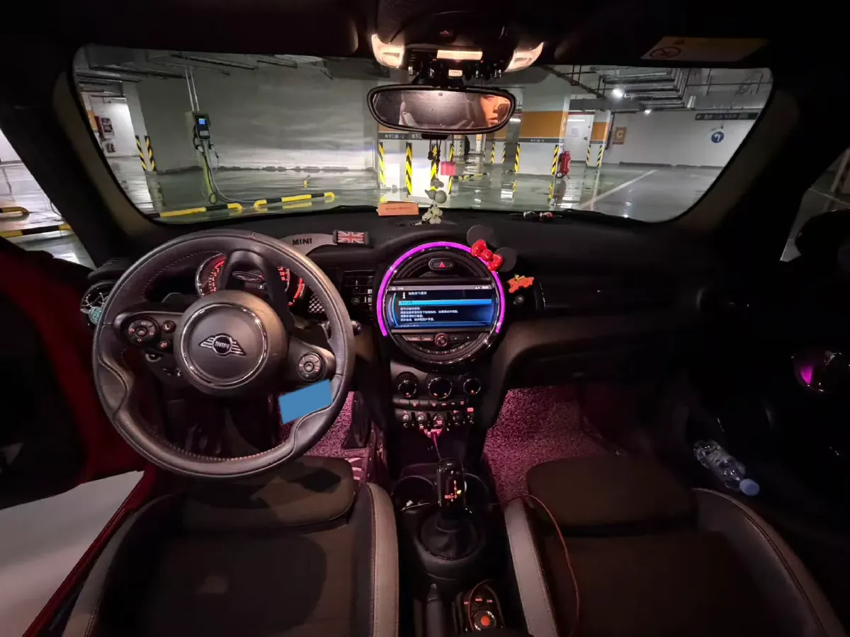 2019 MINI MINI 2.0T 192HP L4 7DCT,autocango,china used car exporter,china ev exporter,chinese used car exporter,chinese used ev exporter