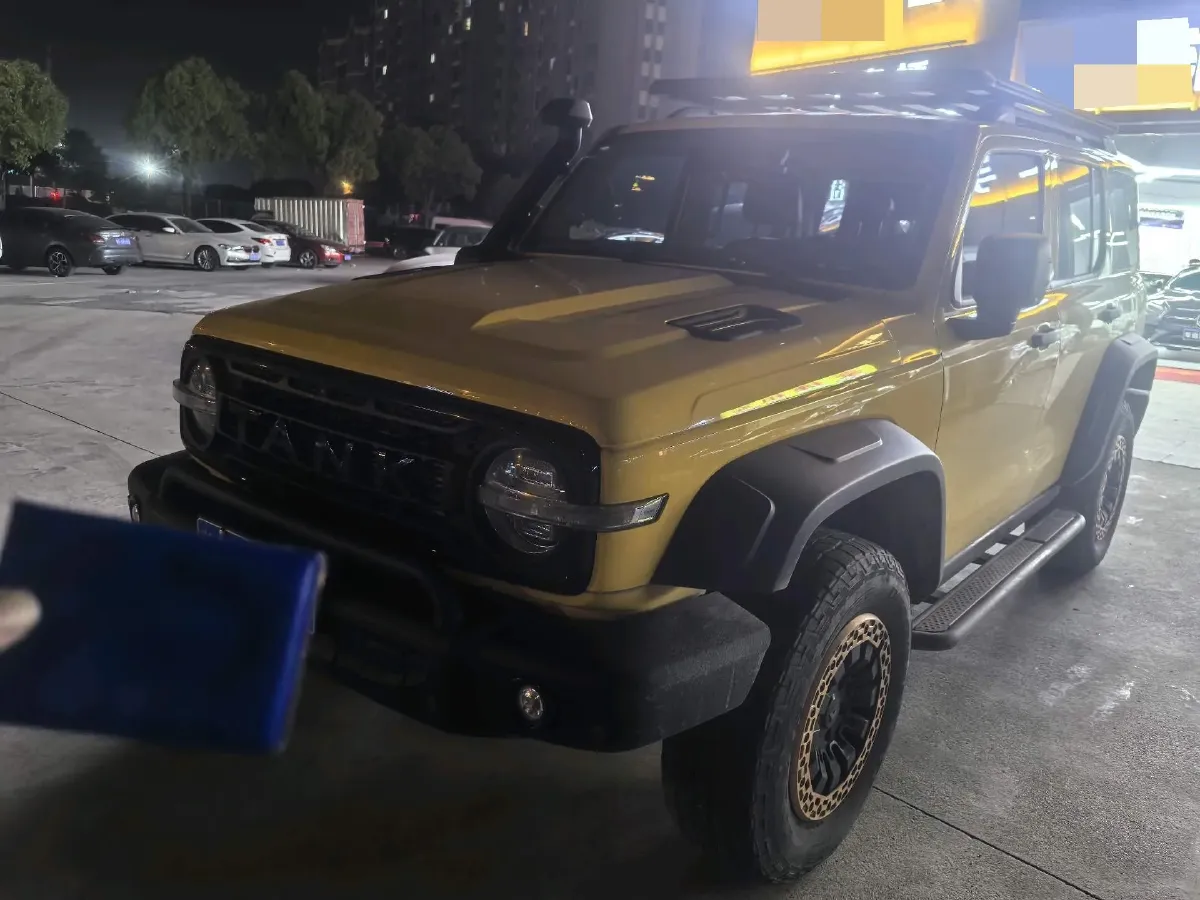 2022 Tank 300 2.0T 227HP L4 8AT,autocango,china used car exporter,china ev exporter,chinese used car exporter,chinese used ev exporter