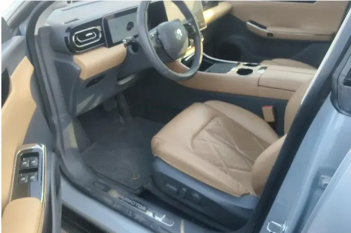 2024 Leapmotor C01 1.5L 95HP L4 REEV 43.7KWH,autocango,china used car exporter,china ev exporter,chinese used car exporter,chinese used ev exporter