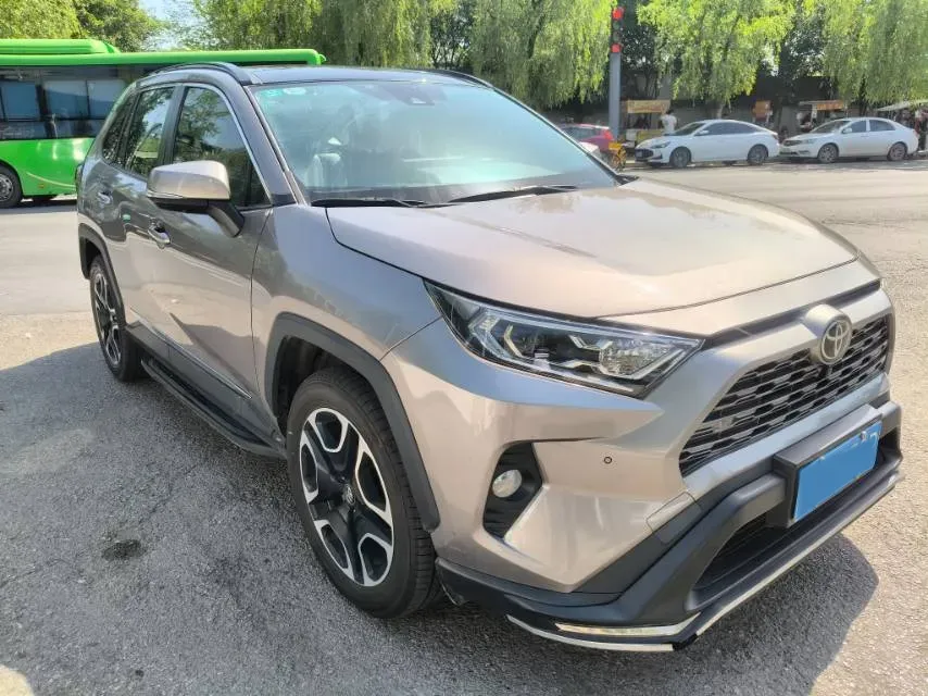 2020 Toyota RAV4 2.0L 171HP L4 CVT,autocango,china used car exporter,china ev exporter,chinese used car exporter,chinese used ev exporter