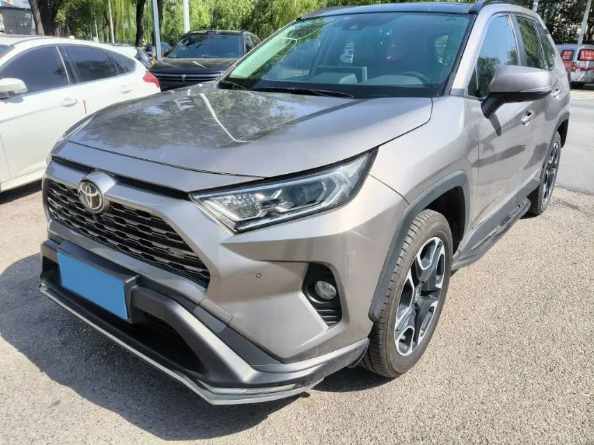 2020 Toyota RAV4 2.0L 171HP L4 CVT,autocango,china used car exporter,china ev exporter,chinese used car exporter,chinese used ev exporter