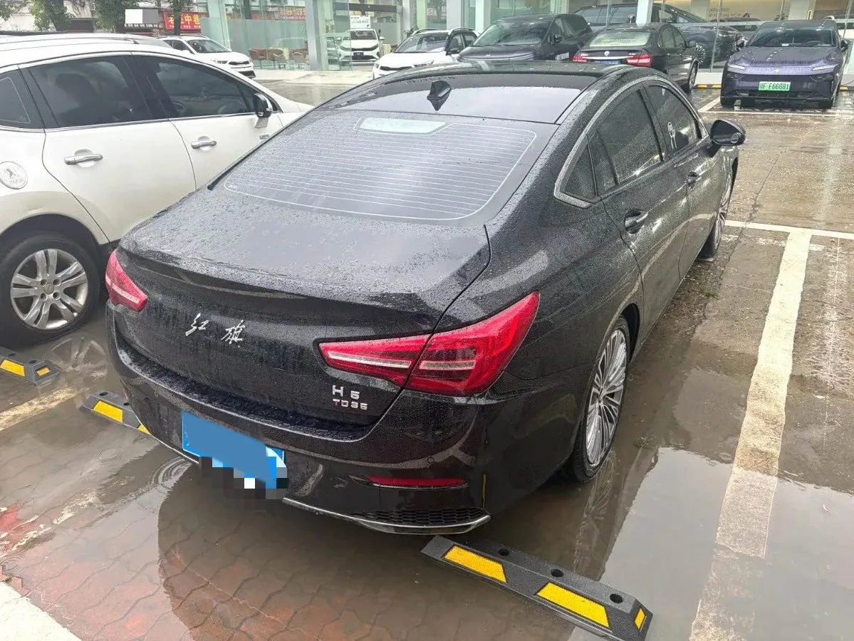 2020 HongQi H5 1.8T 197HP L4 6AT,autocango,china used car exporter,china ev exporter,chinese used car exporter,chinese used ev exporter