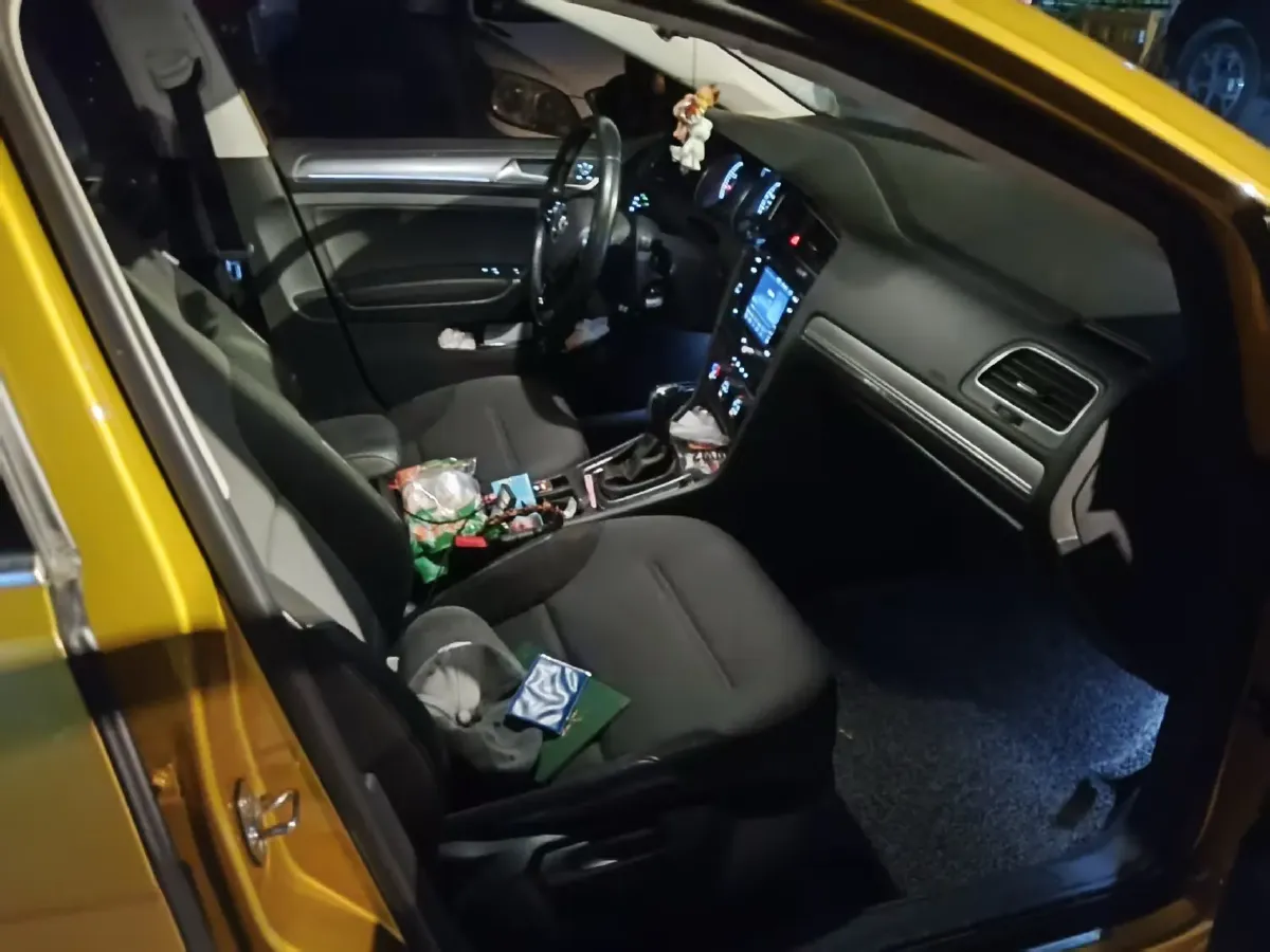 2018 Volkswagen Golf 1.4T 131HP L4 7DCT,autocango,china used car exporter,china ev exporter,chinese used car exporter,chinese used ev exporter