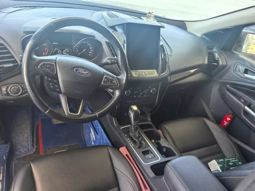 2019 Ford Kuga 1.5T 182HP L4 6AT,autocango,china used car exporter,china ev exporter,chinese used car exporter,chinese used ev exporter