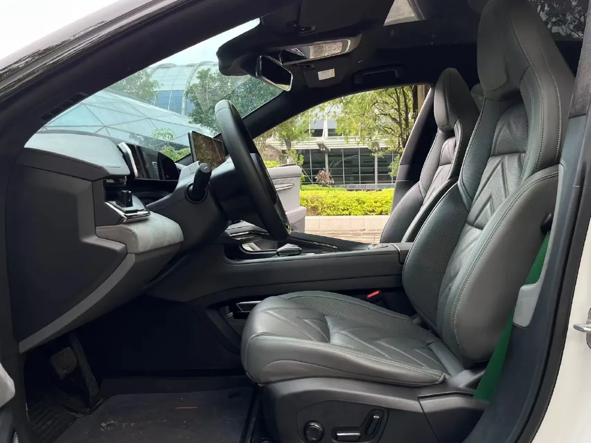 2023 Zeekr 001 BEV 86KWH,autocango,china used car exporter,china ev exporter,chinese used car exporter,chinese used ev exporter