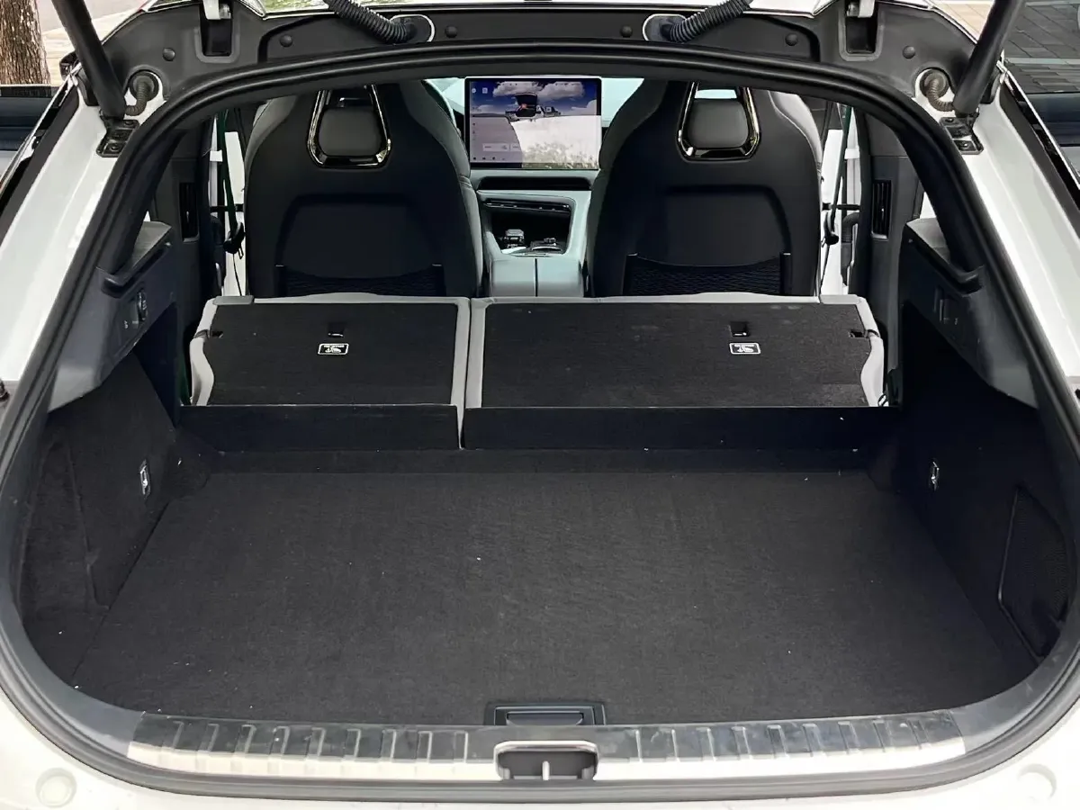 2023 Zeekr 001 BEV 86KWH,autocango,china used car exporter,china ev exporter,chinese used car exporter,chinese used ev exporter