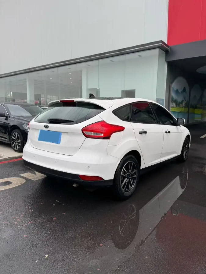 2018 Ford Focus 1.6L 125HP L4 6DCT,autocango,china used car exporter,china ev exporter,chinese used car exporter,chinese used ev exporter