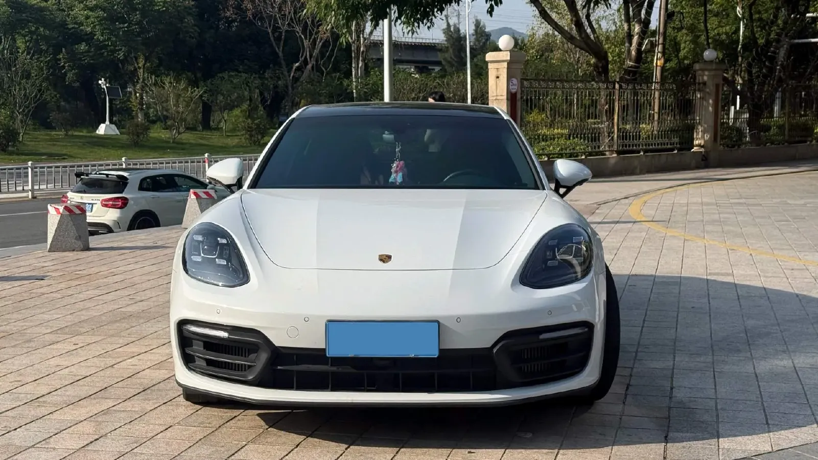 2021 Porsche Panamera 2.9T 330HP V6 8DCT,autocango,china used car exporter,china ev exporter,chinese used car exporter,chinese used ev exporter