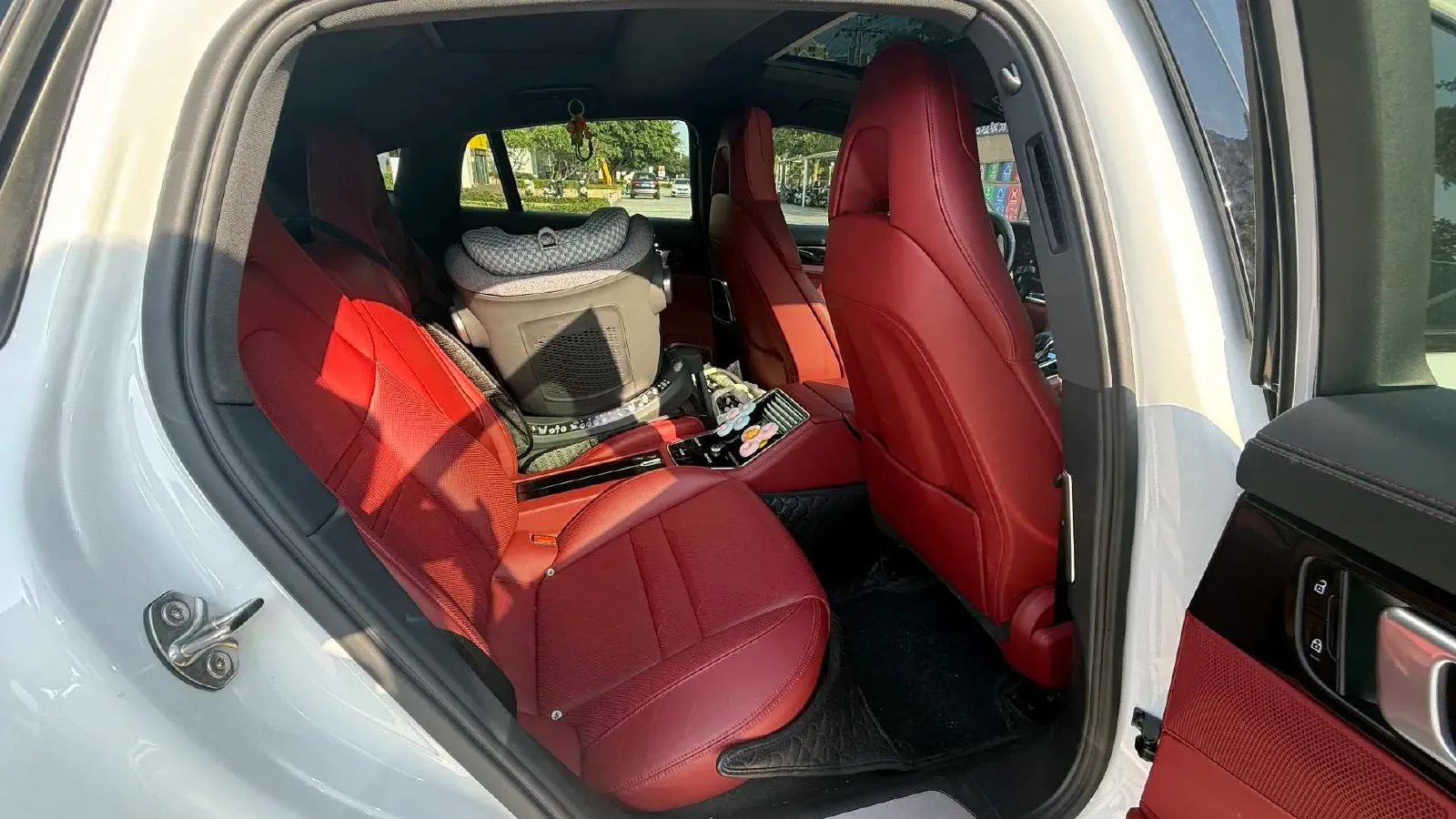 2021 Porsche Panamera 2.9T 330HP V6 8DCT,autocango,china used car exporter,china ev exporter,chinese used car exporter,chinese used ev exporter