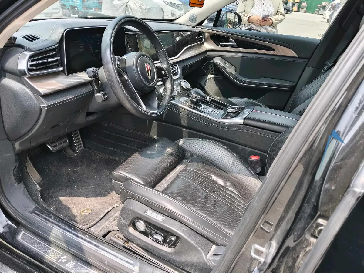 2020 HongQi H9 2.0T 252HP L4 7DCT,autocango,china used car exporter,china ev exporter,chinese used car exporter,chinese used ev exporter