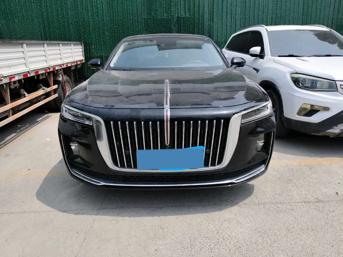 2020 HongQi H9 2.0T 252HP L4 7DCT,autocango,china used car exporter,china ev exporter,chinese used car exporter,chinese used ev exporter