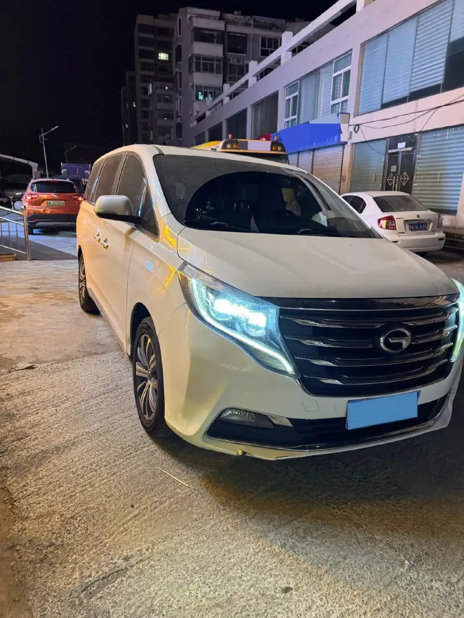 2018 GAC Trumpchi M8 2.0T 201HP L4 6AT,autocango,china used car exporter,china ev exporter,chinese used car exporter,chinese used ev exporter