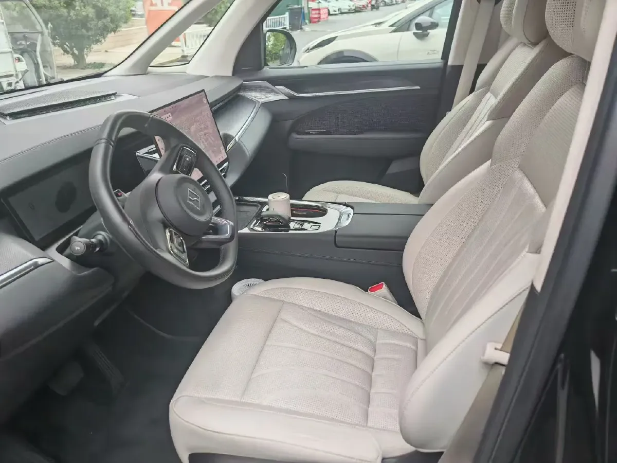 2024 Zeekr 009 BEV 108KWH,autocango,china used car exporter,china ev exporter,chinese used car exporter,chinese used ev exporter