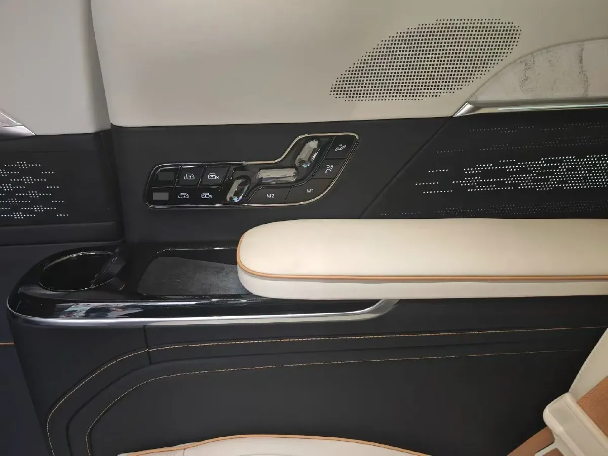 2024 Zeekr 009 BEV 108KWH,autocango,china used car exporter,china ev exporter,chinese used car exporter,chinese used ev exporter