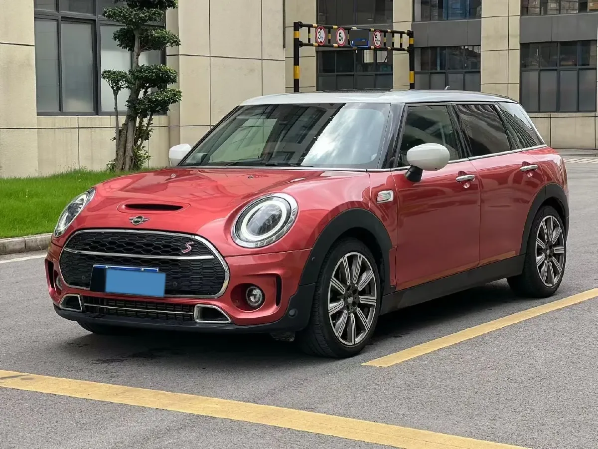 2022 MINI CLUBMAN 2.0T 192HP L4 7DCT,autocango,china used car exporter,china ev exporter,chinese used car exporter,chinese used ev exporter