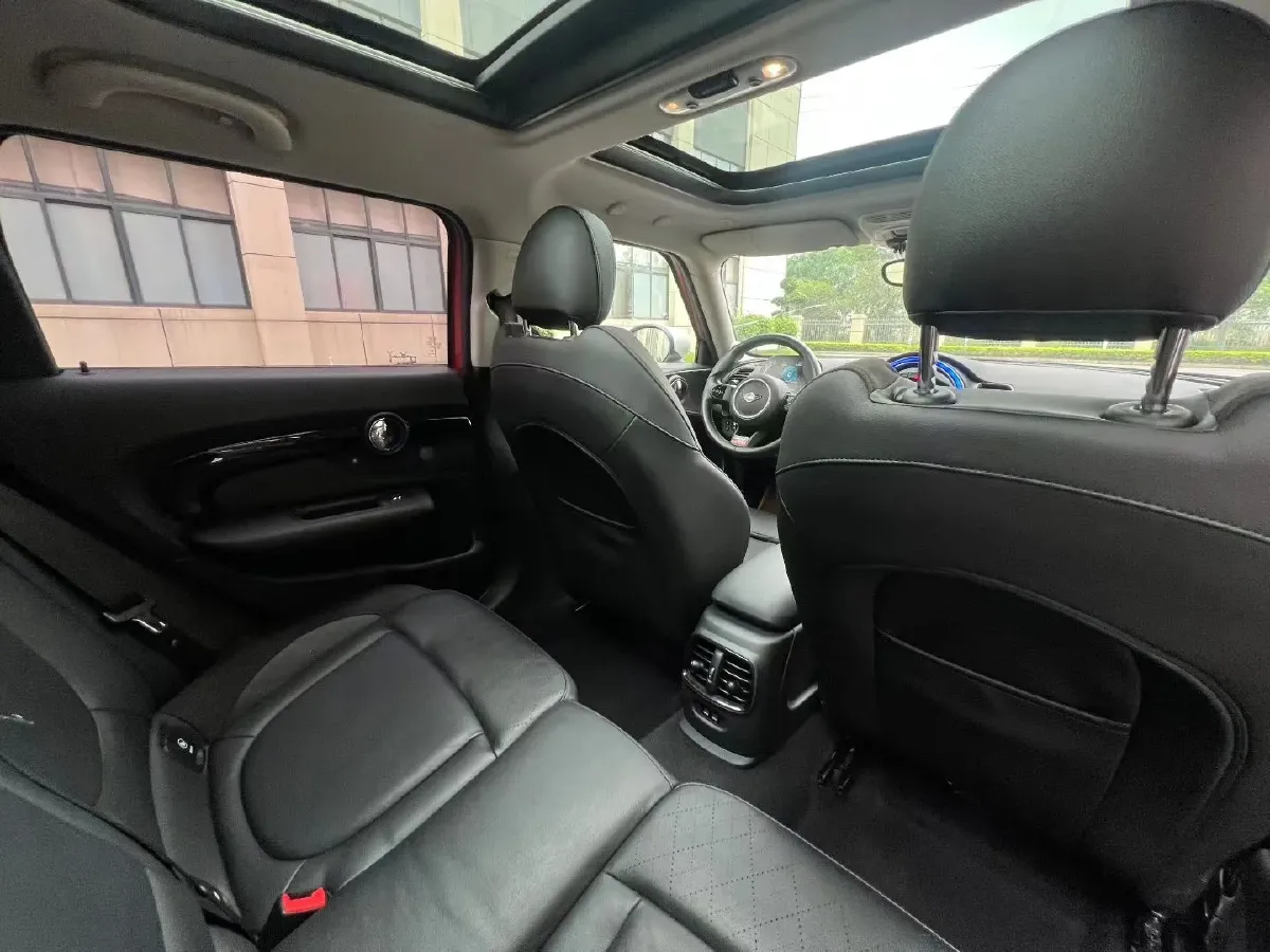 2022 MINI CLUBMAN 2.0T 192HP L4 7DCT,autocango,china used car exporter,china ev exporter,chinese used car exporter,chinese used ev exporter