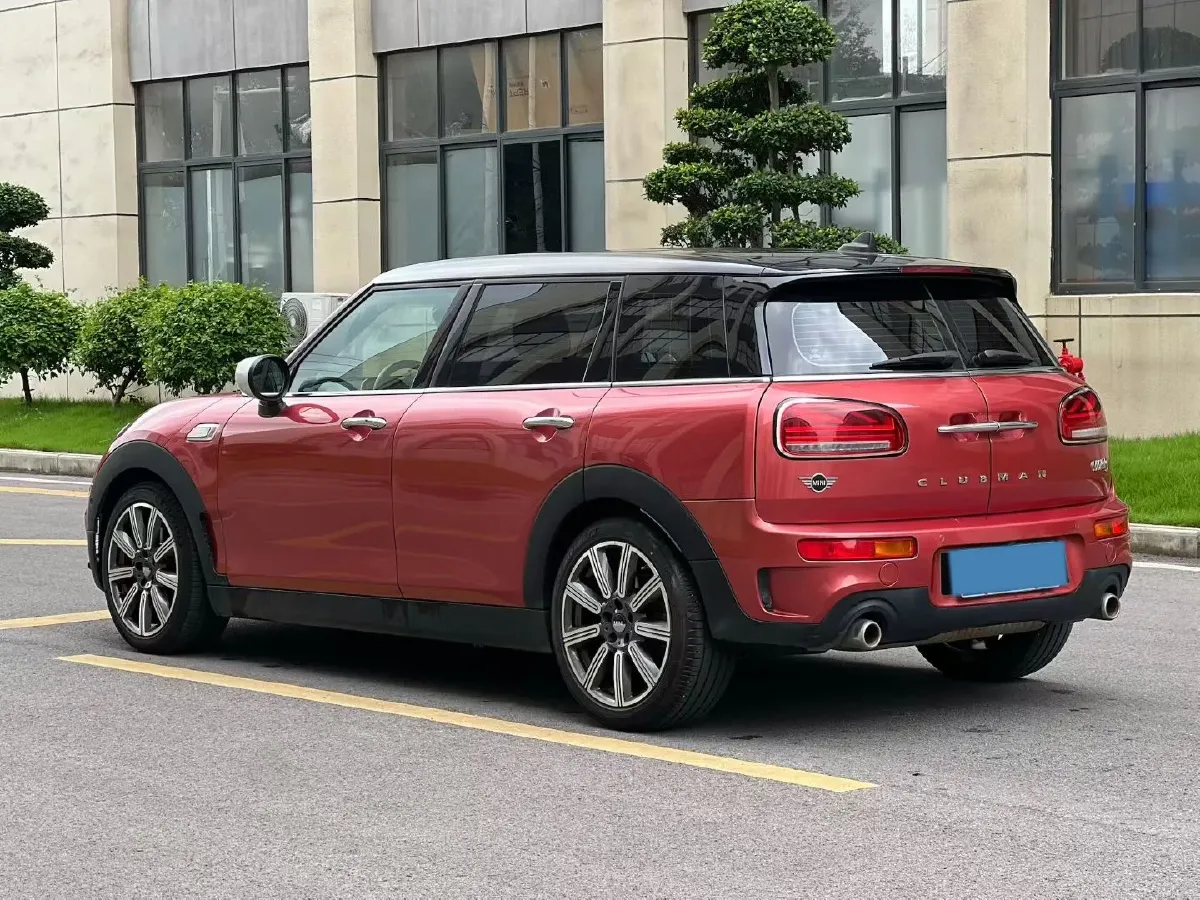 2022 MINI CLUBMAN 2.0T 192HP L4 7DCT,autocango,china used car exporter,china ev exporter,chinese used car exporter,chinese used ev exporter