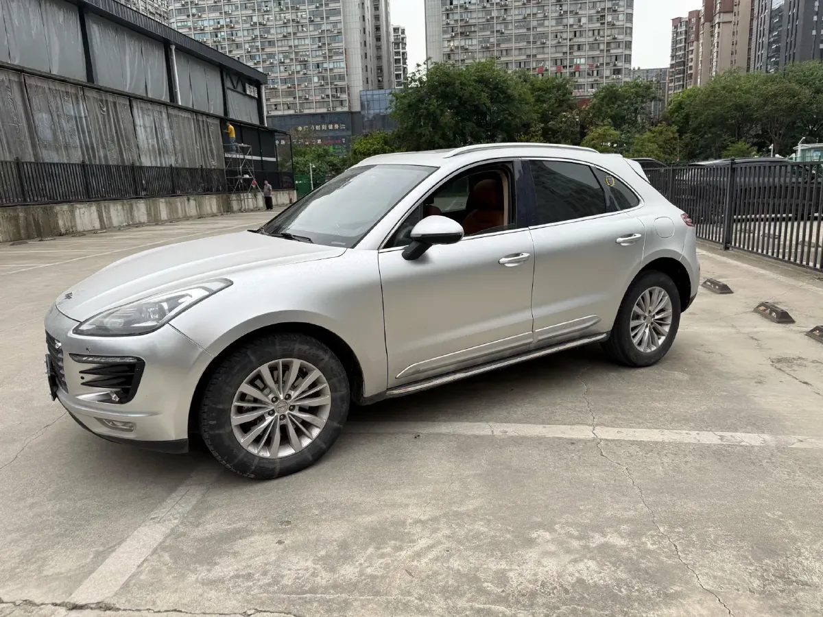 2017 Zotye SR9 2.0T 190HP L4 6DCT,autocango,china used car exporter,china ev exporter,chinese used car exporter,chinese used ev exporter