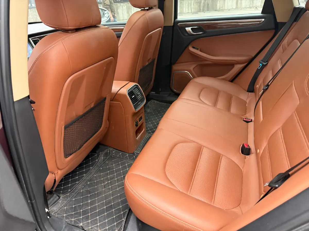 2017 Zotye SR9 2.0T 190HP L4 6DCT,autocango,china used car exporter,china ev exporter,chinese used car exporter,chinese used ev exporter