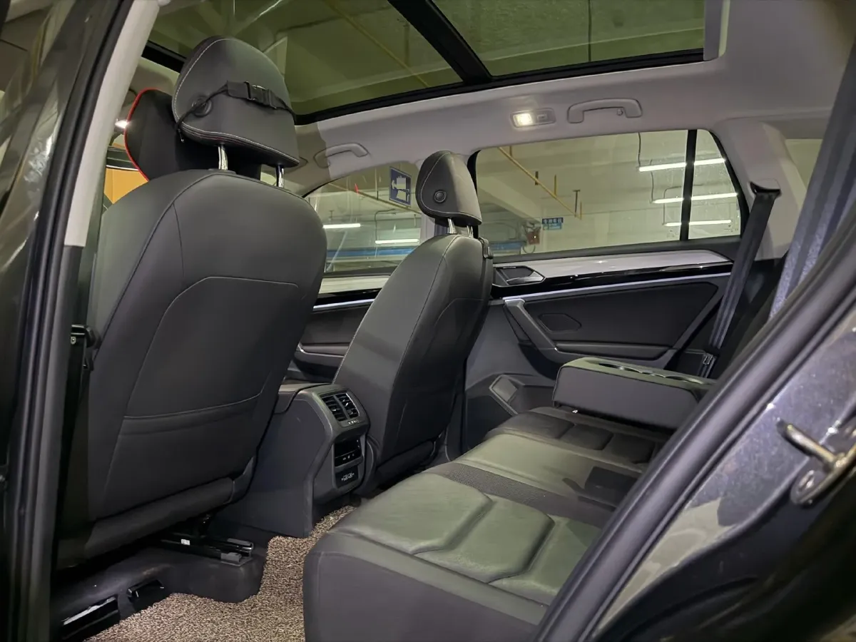 2022 Volkswagen Tayron 2.0T 186HP L4 7DCT,autocango,china used car exporter,china ev exporter,chinese used car exporter,chinese used ev exporter