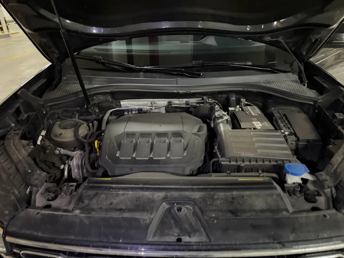 2022 Volkswagen Tayron 2.0T 186HP L4 7DCT,autocango,china used car exporter,china ev exporter,chinese used car exporter,chinese used ev exporter