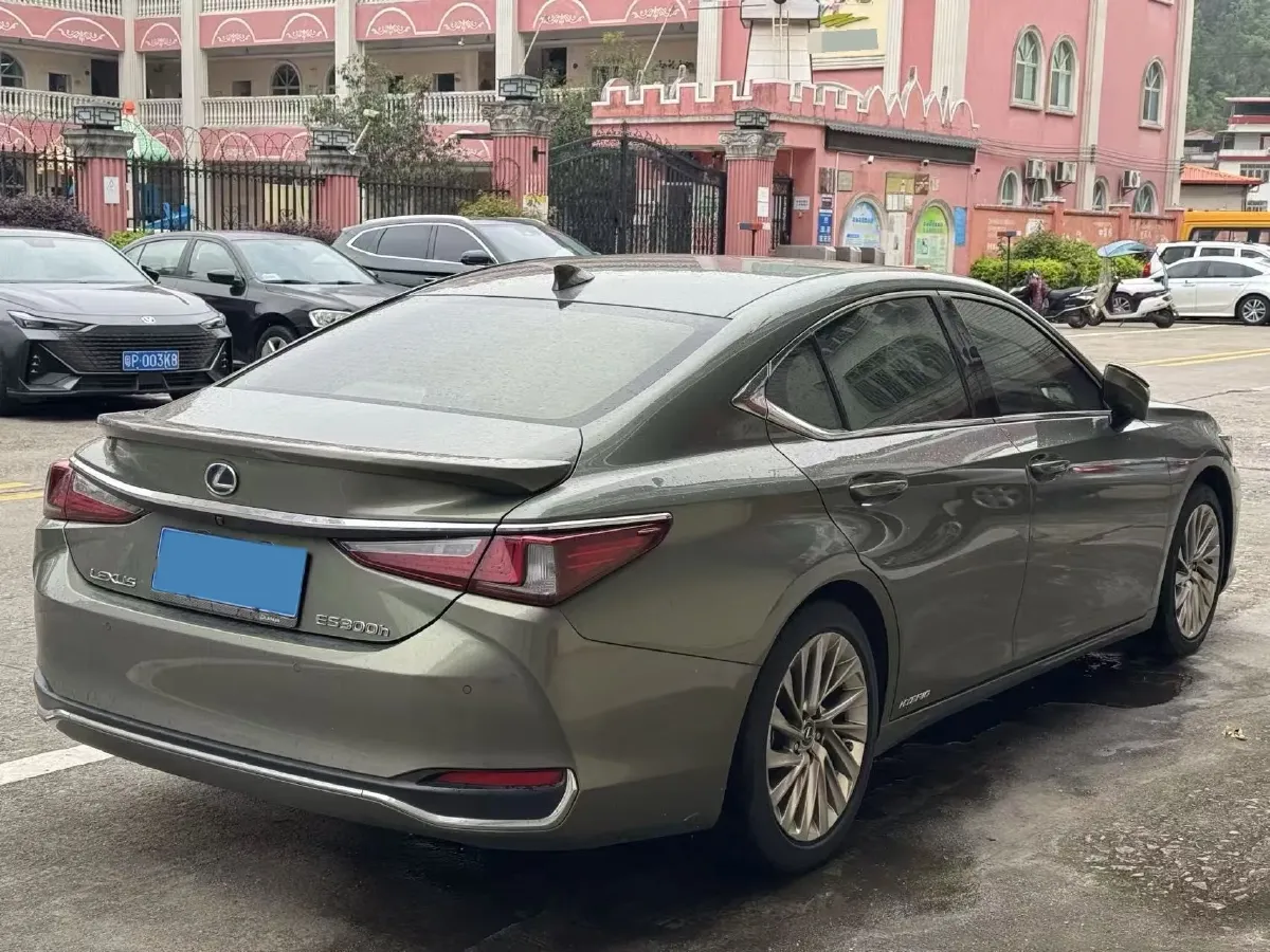 2018 Lexus ES 2.5L 178HP L4 E-CVT Hybrid,autocango,china used car exporter,china ev exporter,chinese used car exporter,chinese used ev exporter