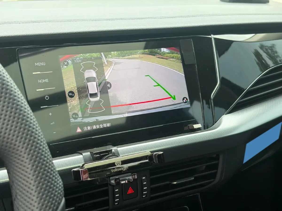 2025 Volkswagen Passat 2.0T 220HP L4 7DCT,autocango,china used car exporter,china ev exporter,chinese used car exporter,chinese used ev exporter