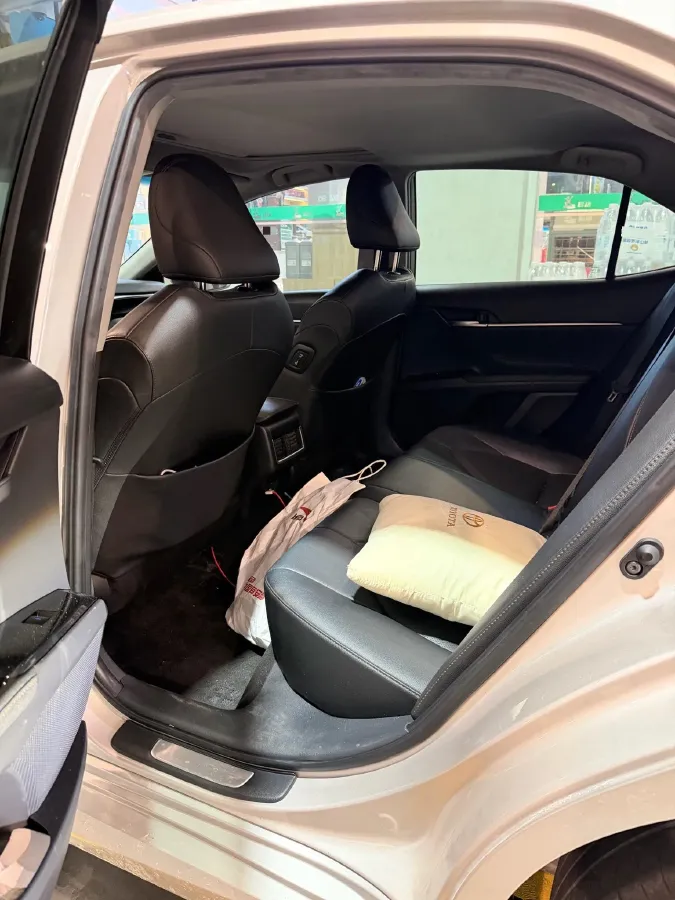 2021 Toyota Camry 2.0L 178HP L4 CVT,autocango,china used car exporter,china ev exporter,chinese used car exporter,chinese used ev exporter