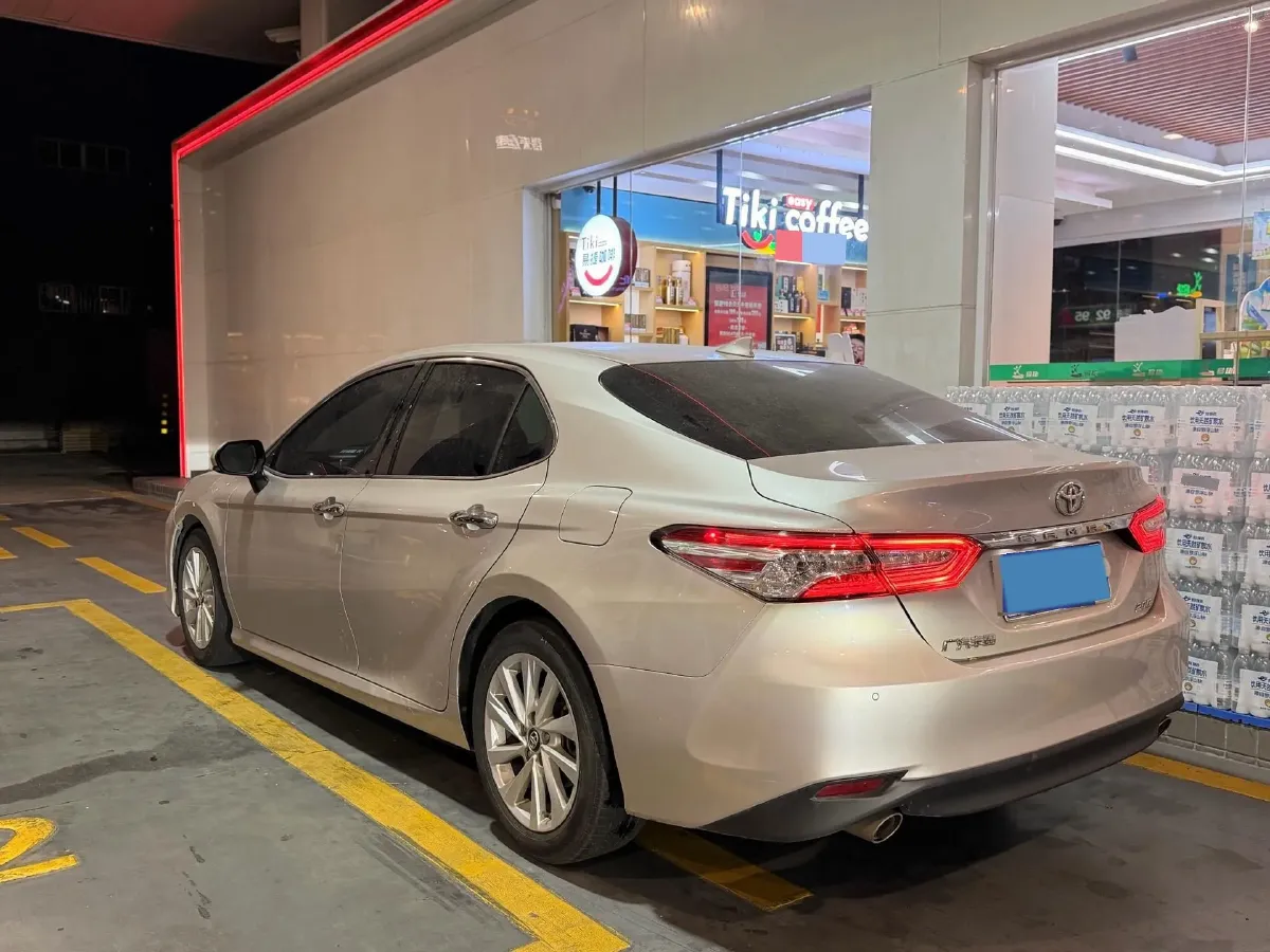 2021 Toyota Camry 2.0L 178HP L4 CVT,autocango,china used car exporter,china ev exporter,chinese used car exporter,chinese used ev exporter