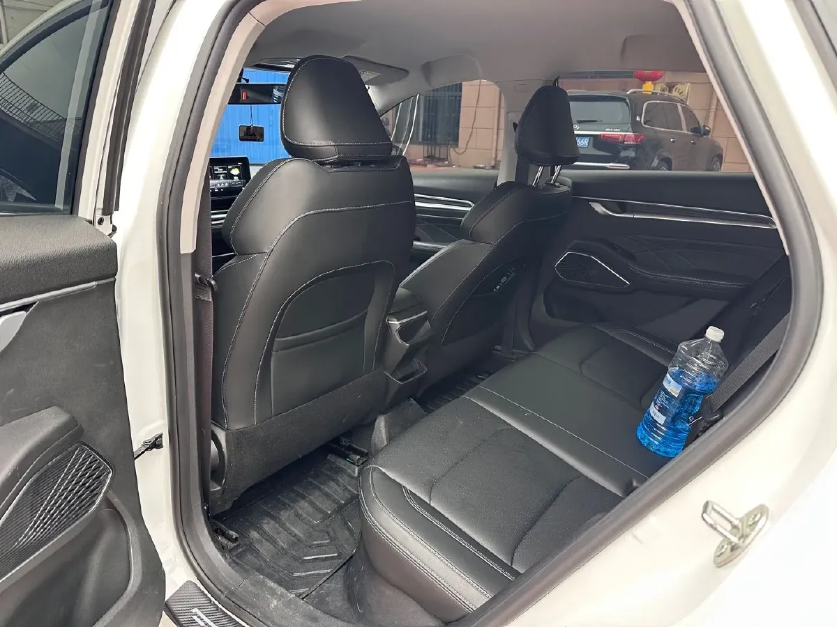 2022 Geely Emgrand 1.5L 114HP L4 CVT,autocango,china used car exporter,china ev exporter,chinese used car exporter,chinese used ev exporter