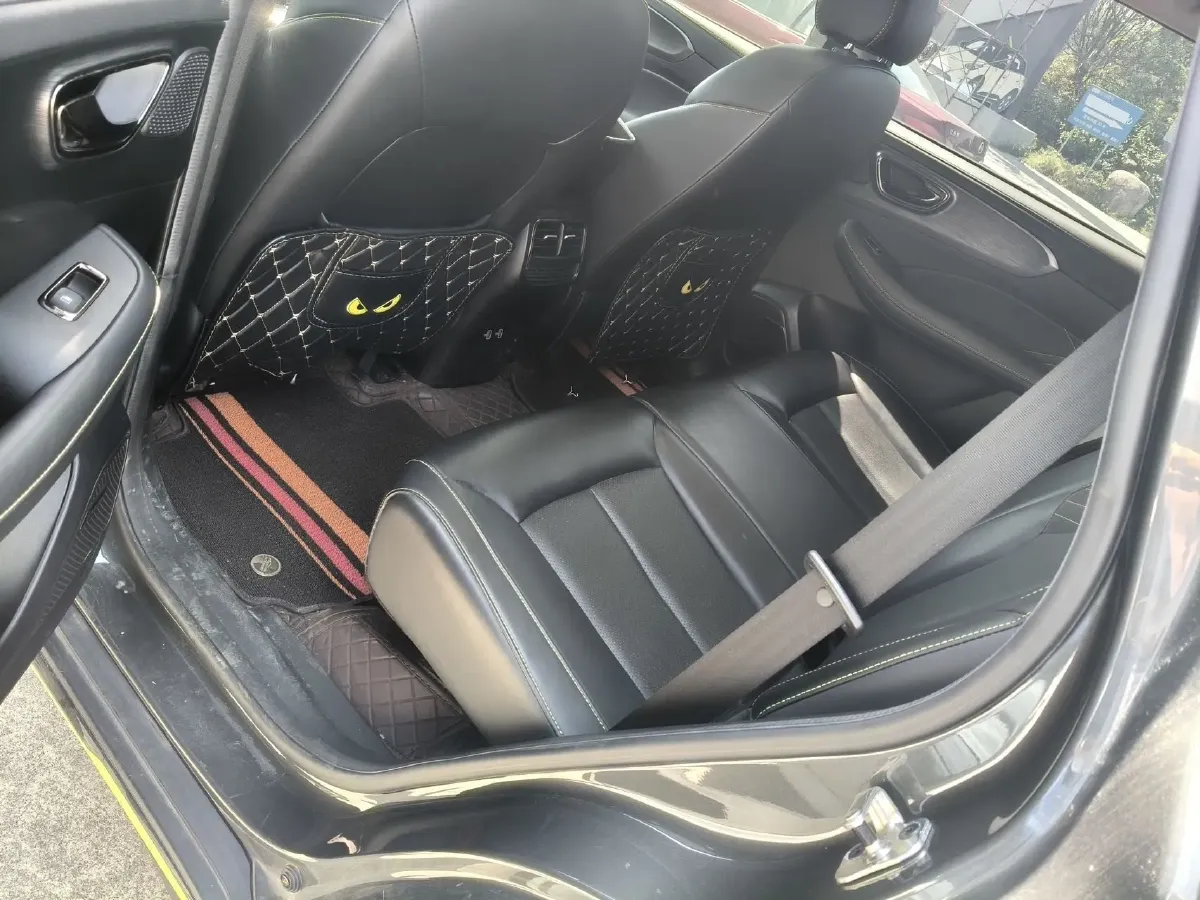 2021 Roewe RX5 1.5T 181HP L4 7DCT,autocango,china used car exporter,china ev exporter,chinese used car exporter,chinese used ev exporter