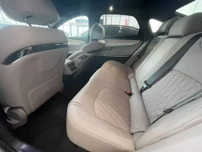 2025 BYD Han 1.5T 156HP L4 E-CVT PHEV,autocango,china used car exporter,china ev exporter,chinese used car exporter,chinese used ev exporter