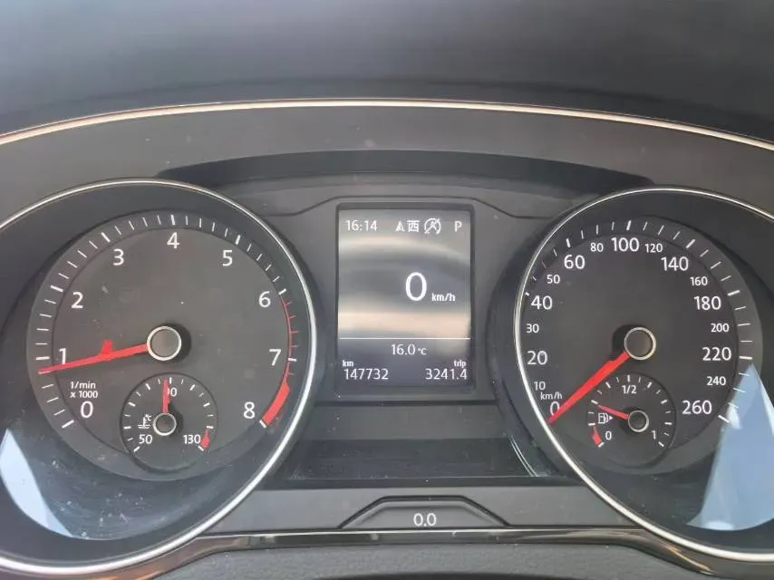 2019 Volkswagen Magotan 2.0T 186HP L4 7DCT,autocango,china used car exporter,china ev exporter,chinese used car exporter,chinese used ev exporter