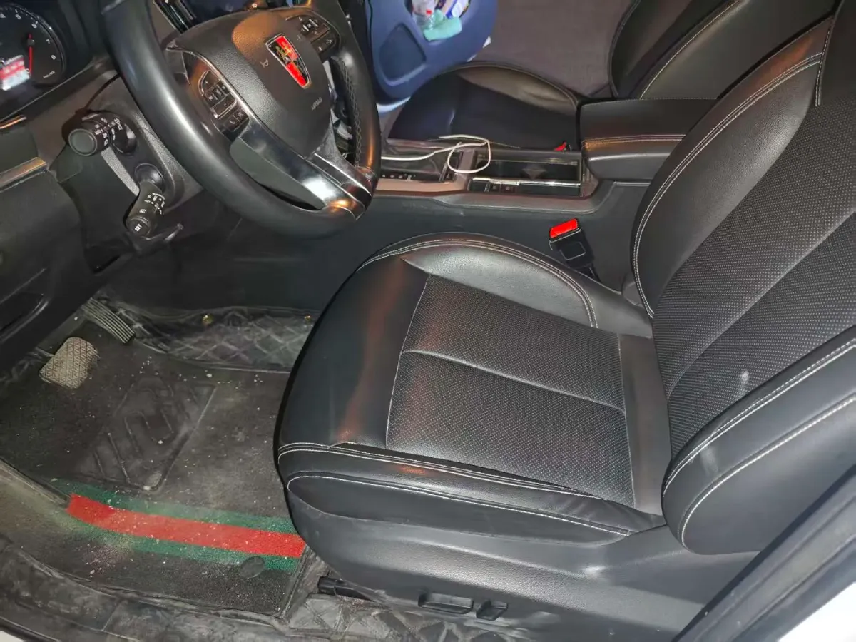 2020 Roewe i6 1.5T 169HP L4 7DCT,autocango,china used car exporter,china ev exporter,chinese used car exporter,chinese used ev exporter