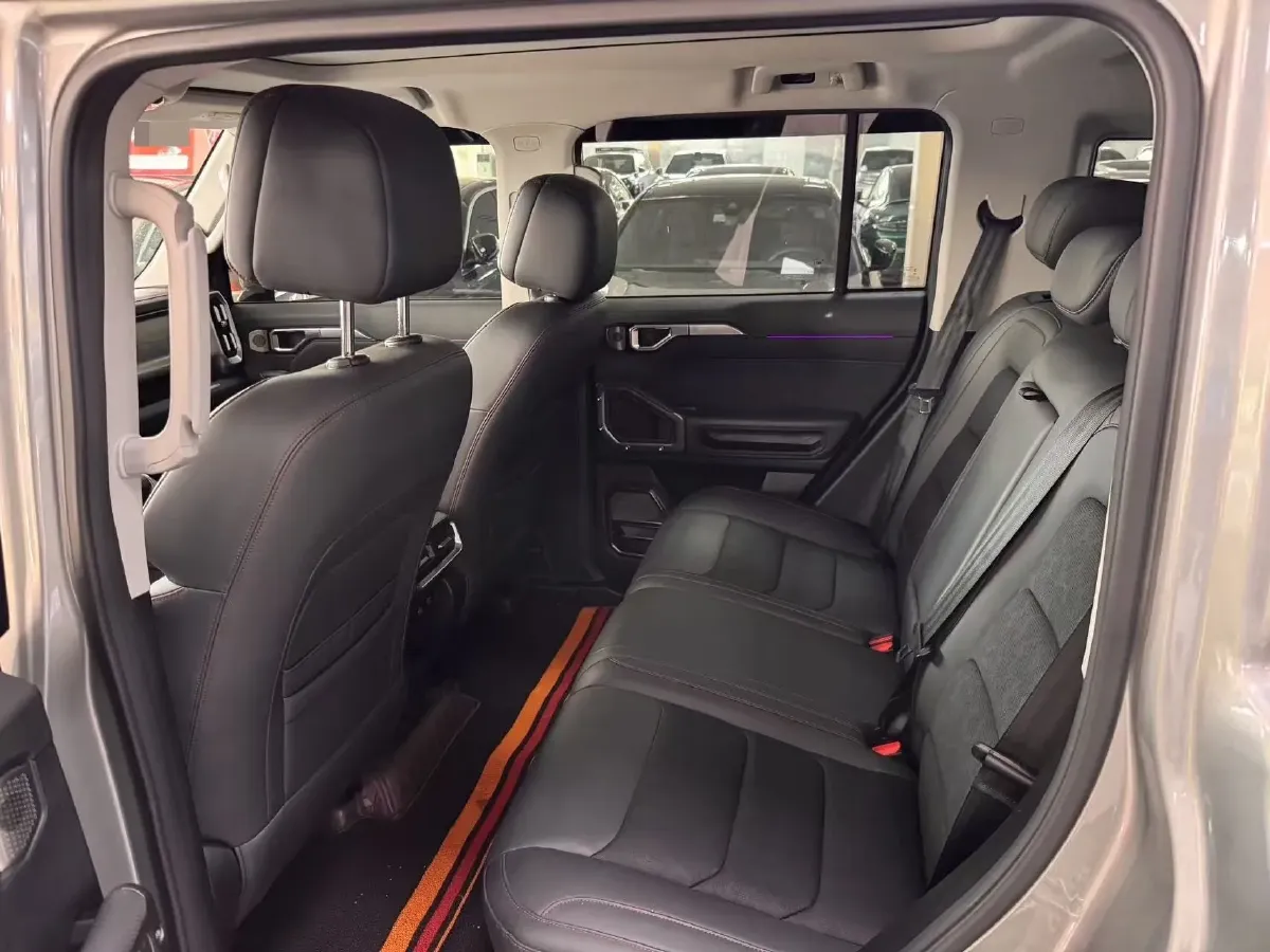 2023 Jetour Traveller 2.0T 254HP L4 7DCT,autocango,china used car exporter,china ev exporter,chinese used car exporter,chinese used ev exporter