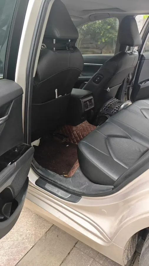 2019 Toyota Camry 2.0L 178HP L4 CVT,autocango,china used car exporter,china ev exporter,chinese used car exporter,chinese used ev exporter