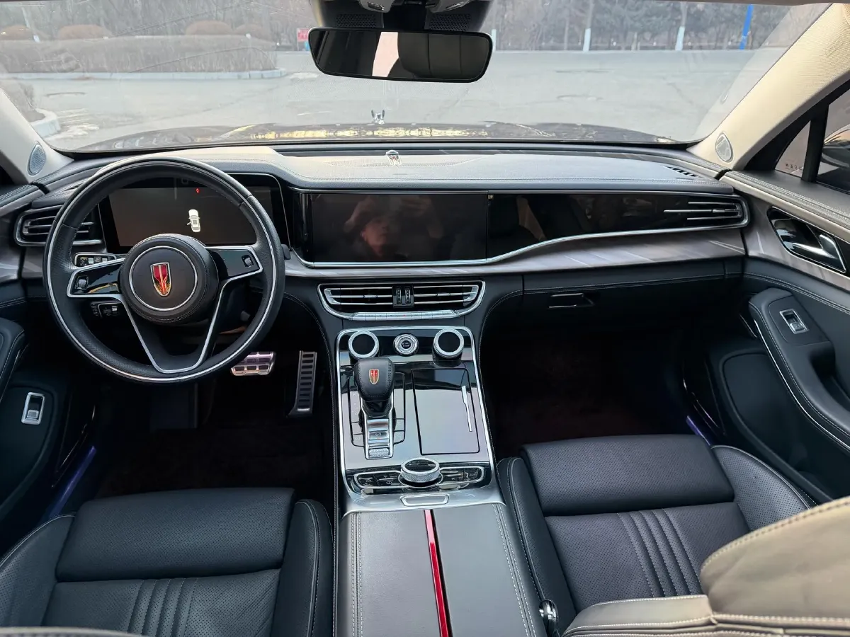 2020 HongQi H9 2.0T 252HP L4 7DCT,autocango,china used car exporter,china ev exporter,chinese used car exporter,chinese used ev exporter