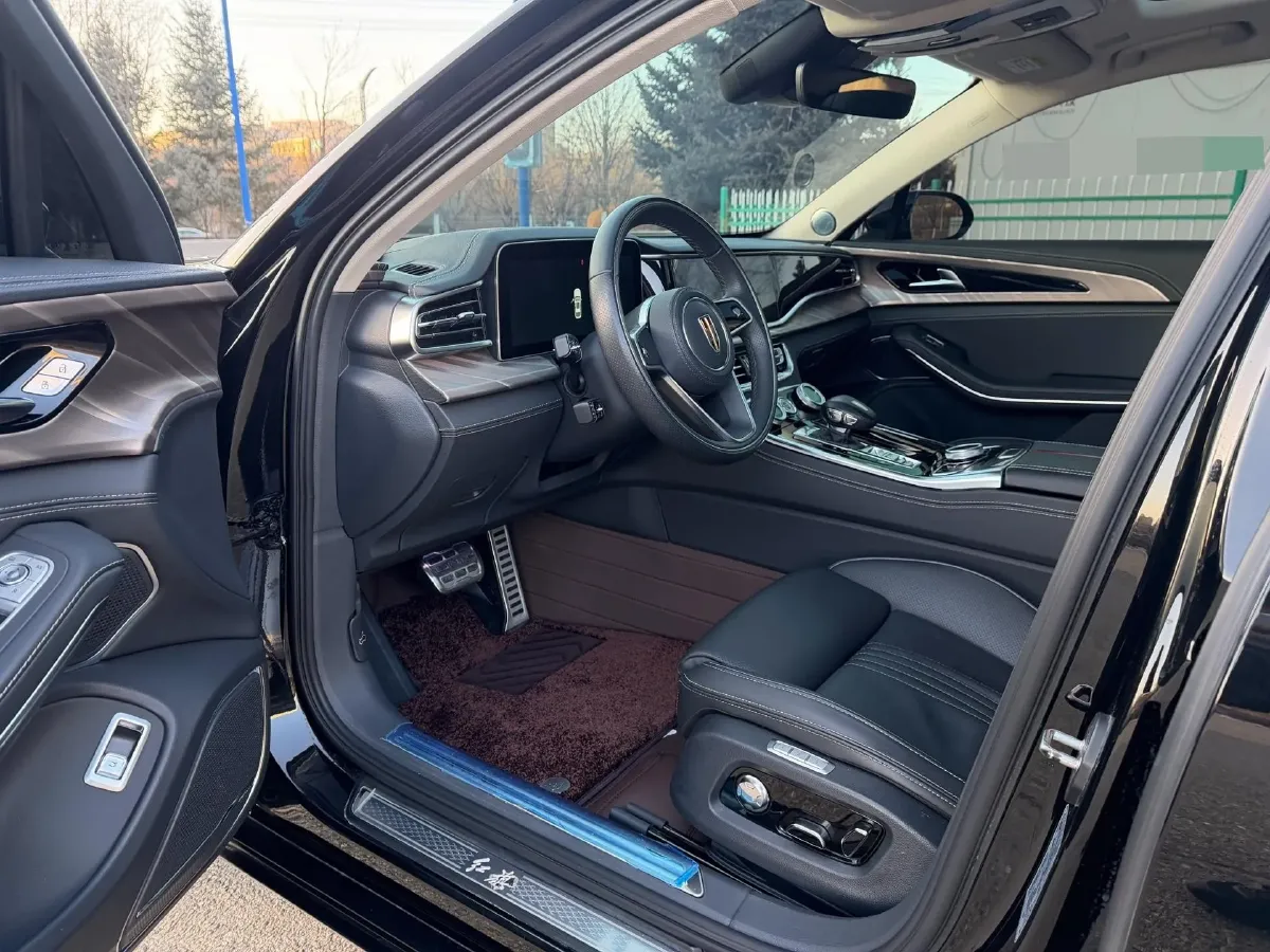 2020 HongQi H9 2.0T 252HP L4 7DCT,autocango,china used car exporter,china ev exporter,chinese used car exporter,chinese used ev exporter