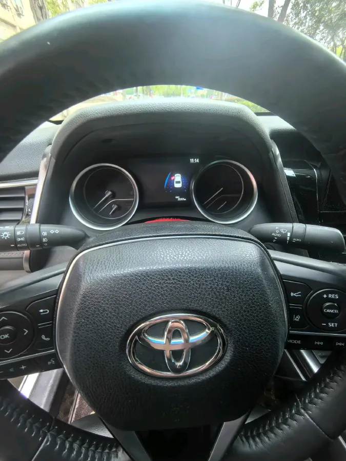 2023 Toyota Camry 2.0L 177HP L4 CVT,autocango,china used car exporter,china ev exporter,chinese used car exporter,chinese used ev exporter