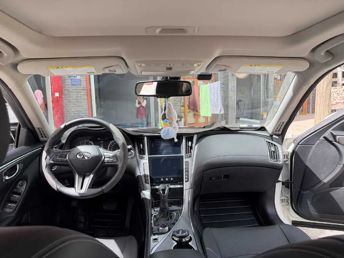 2021 Infiniti Q50L 2.0T 211HP L4 7AT,autocango,china used car exporter,china ev exporter,chinese used car exporter,chinese used ev exporter