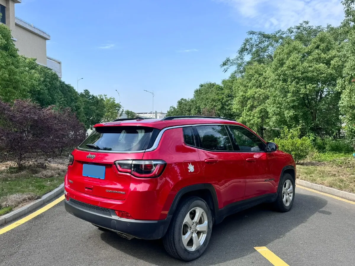 2019 Jeep Compass 1.3T 173HP L4 7DCT,autocango,china used car exporter,china ev exporter,chinese used car exporter,chinese used ev exporter